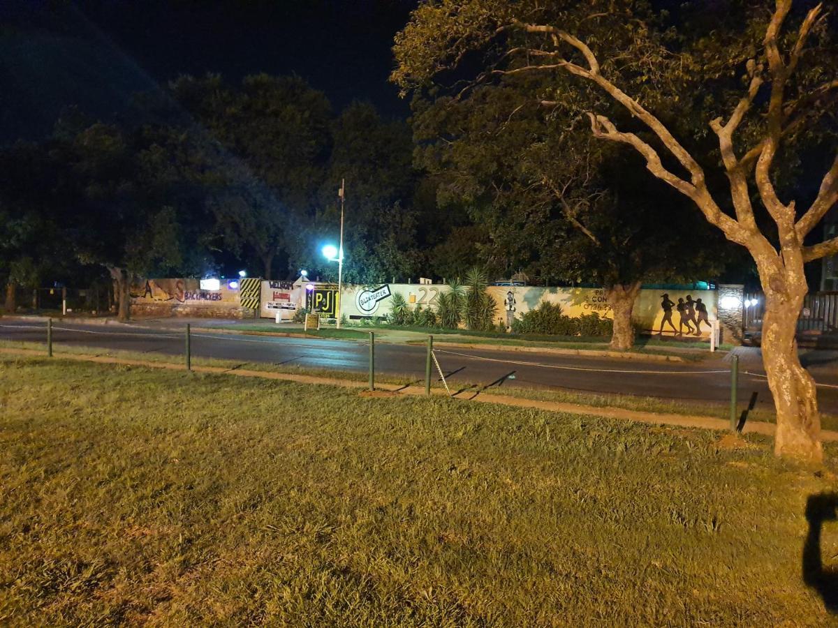 Hotel Paljas Backpackers Potchefstroom Exterior foto